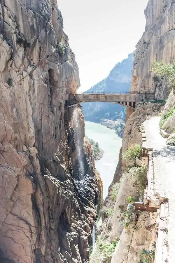 Casa Rural El Chaparro Tatil Evi El Chorro